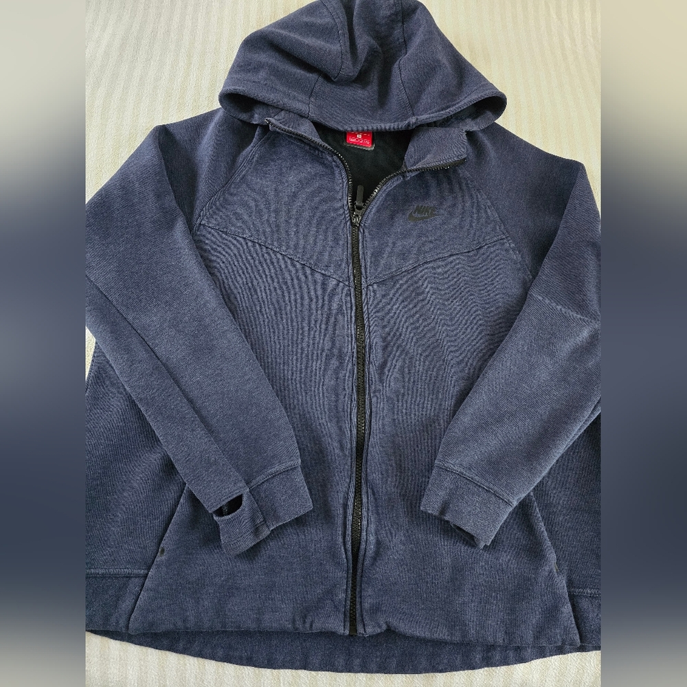 Nike Women's Zip-Up Sweater w/Hood